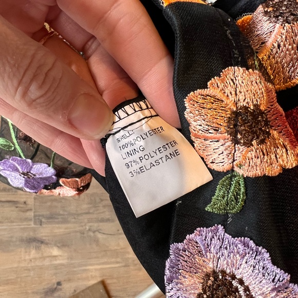 The Viral Taylor Swift 3D Flower Mini Dress - Picture 5 of 8